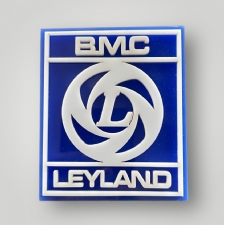 n Arma Leyland Traktr